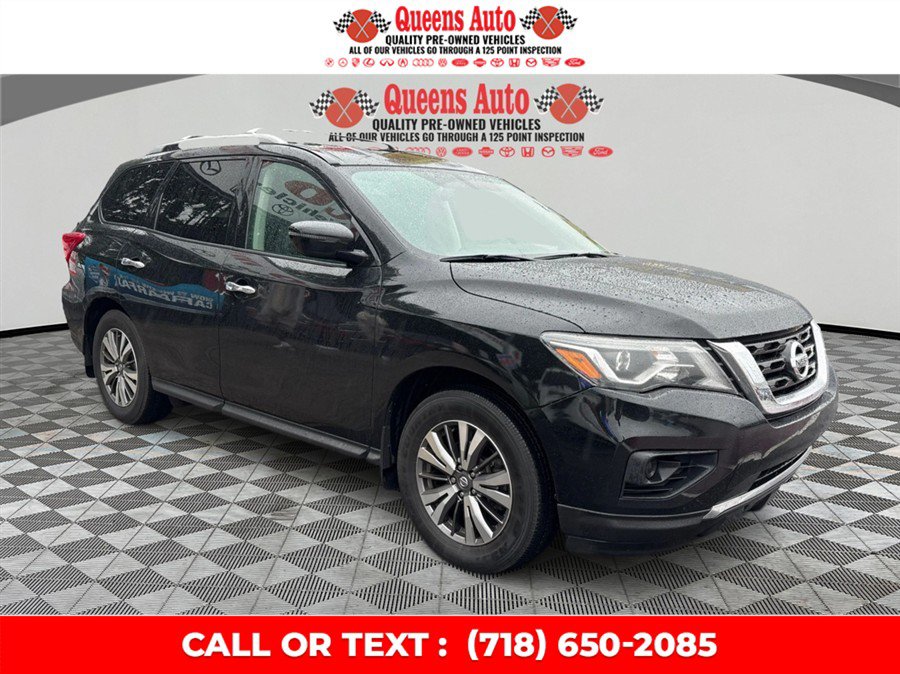Used 2019 Nissan Pathfinder S AWD/4WD image 9