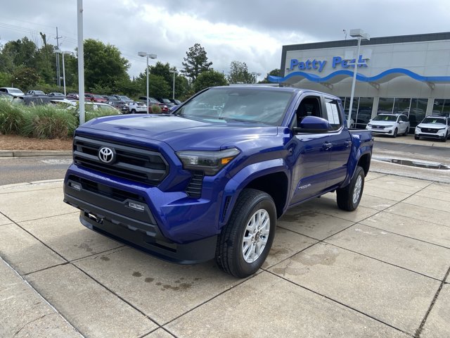 Used 2025 Toyota Tacoma SR5 AWD/4WD image 4