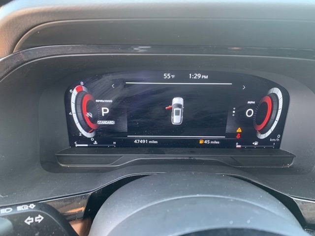 Used 2025 Nissan Pathfinder Platinum w/ Black Appearance Package image 18