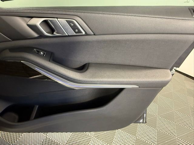 Used 2020 BMW X5 xDrive40i w/ Convenience Package image 53
