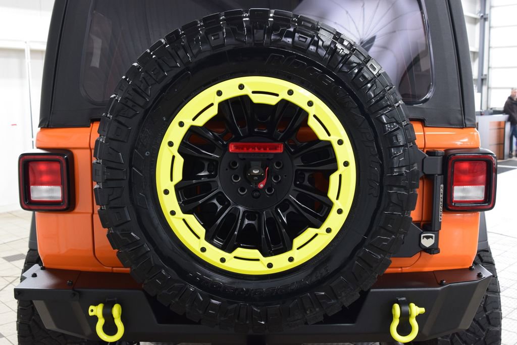 Used 2025 Jeep Wrangler Sport AWD/4WD image 23