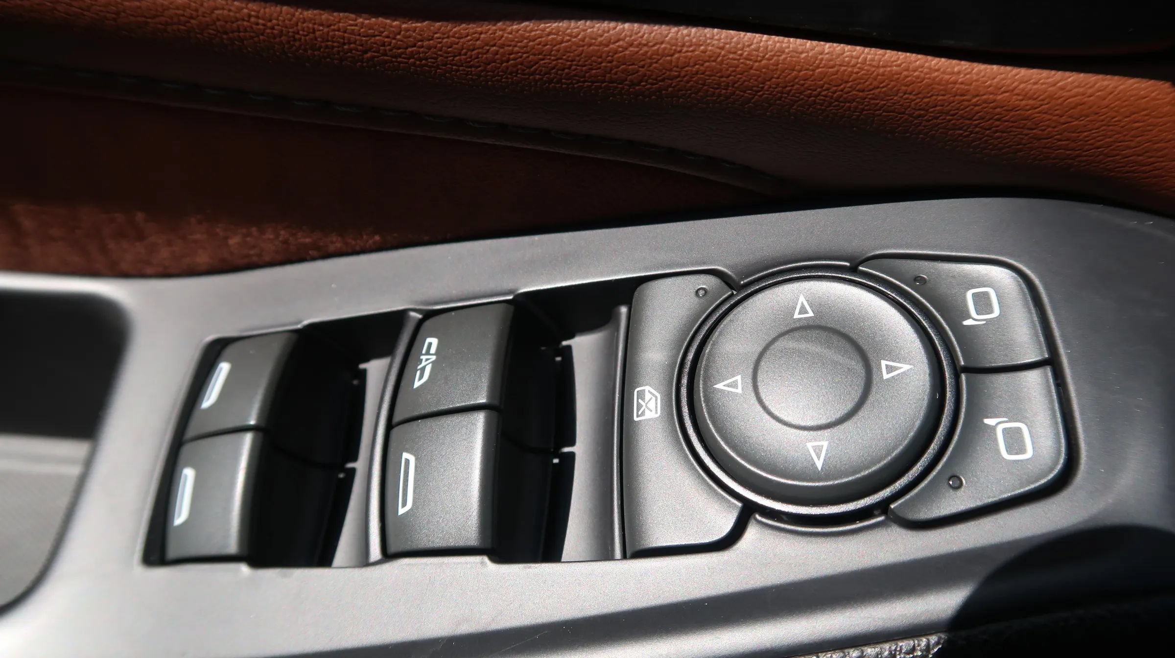 Used 2021 Chevrolet Traverse High Country FWD image 31