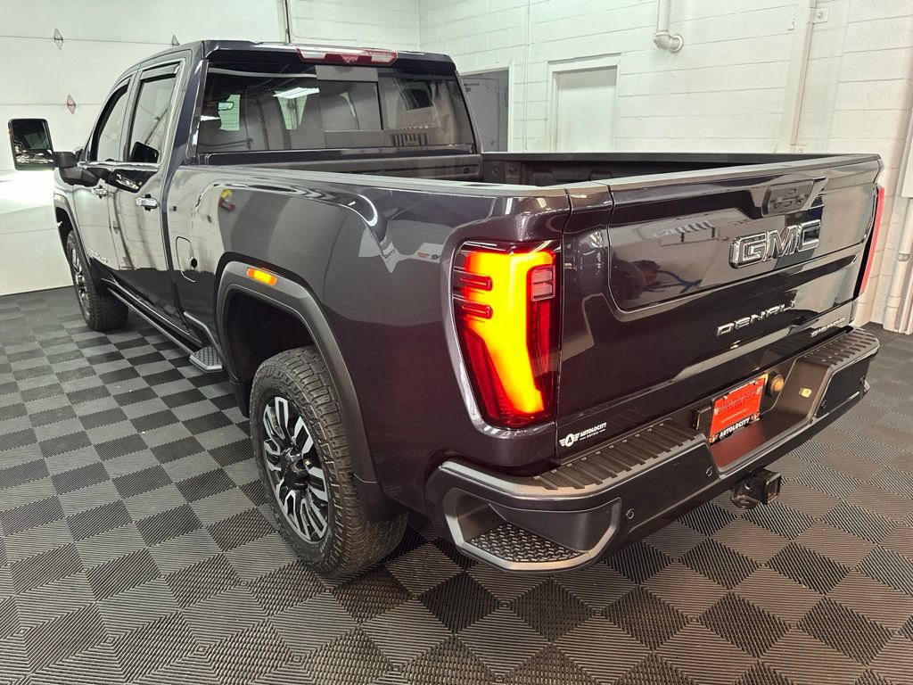 Used 2025 GMC Sierra 2500 Denali Ultimate AWD/4WD image 7