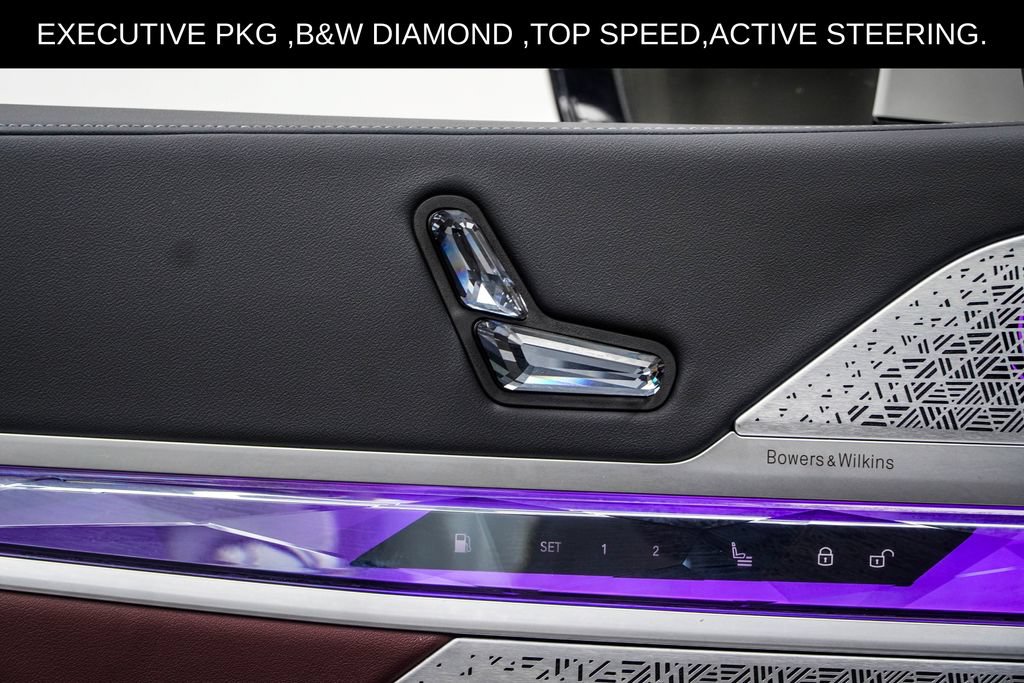 Used 2025 BMW 750e xDrive w/ Executive Package AWD/4WD image 47