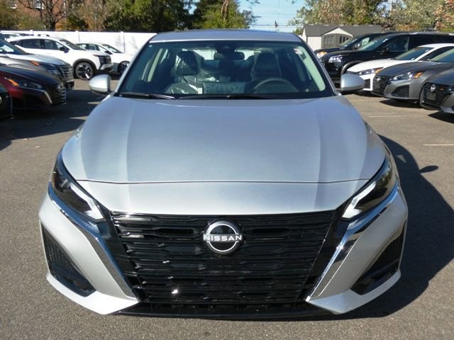 New 2025 Nissan Altima 2.5 SL AWD/4WD image 8
