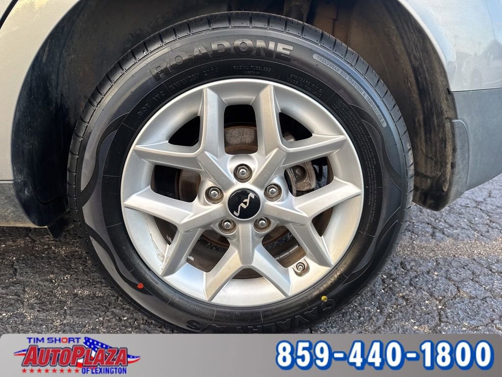 Used 2022 Kia Soul LX w/ Technology Package image 12