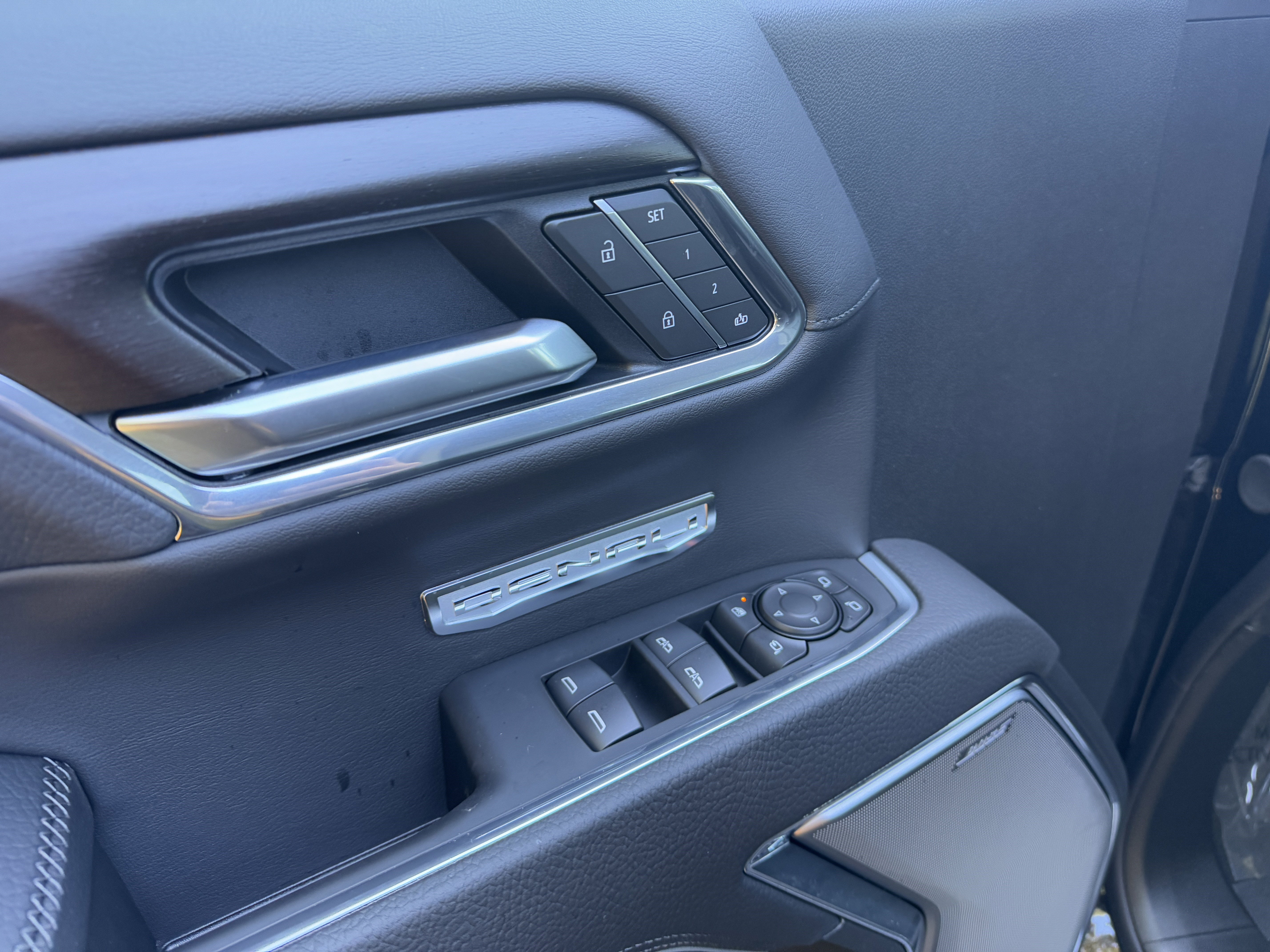 New 2026 GMC Sierra 1500 Denali w/ Denali Reserve Package image 21