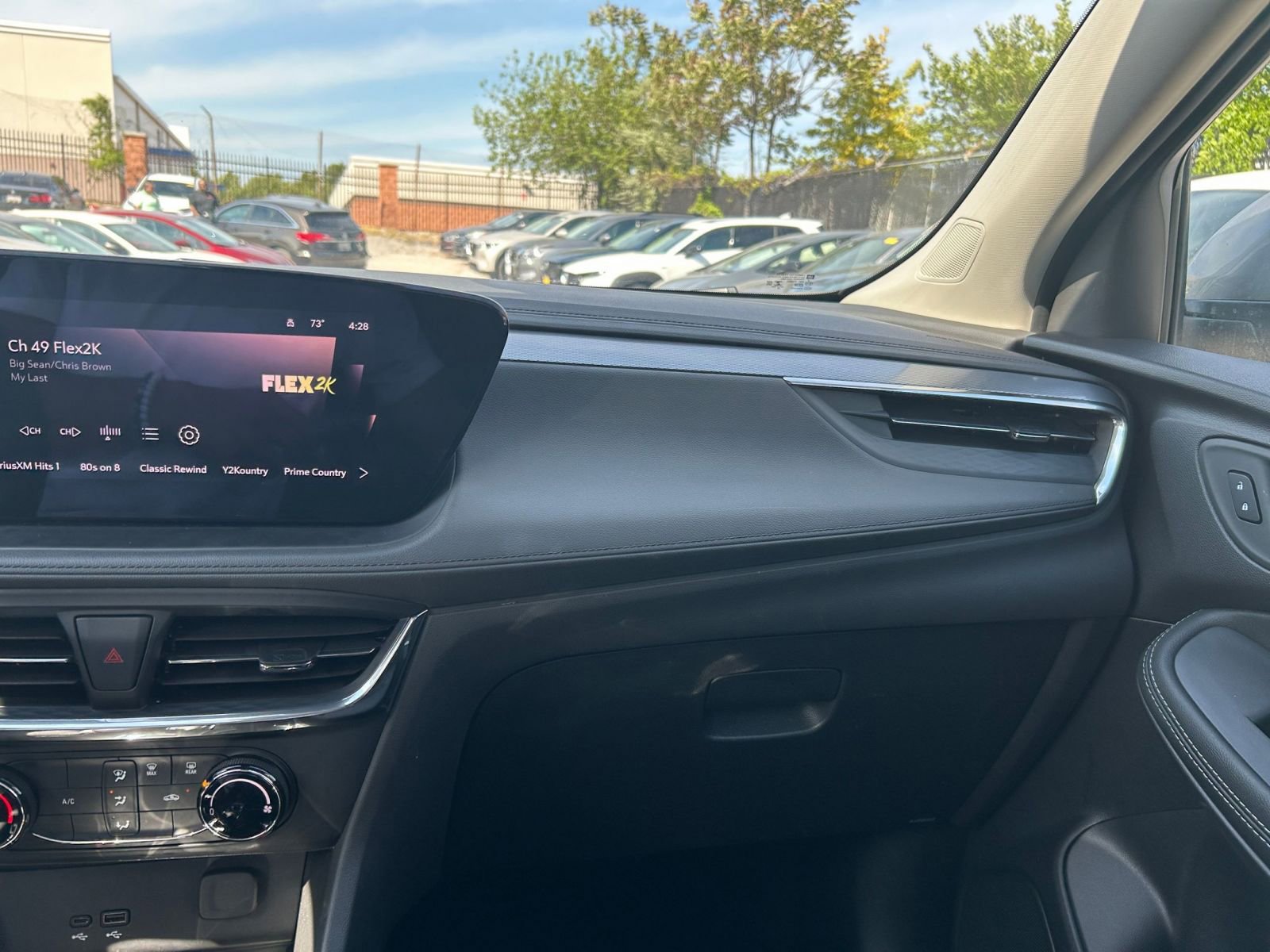 Used 2025 Buick Encore GX Preferred FWD image 30