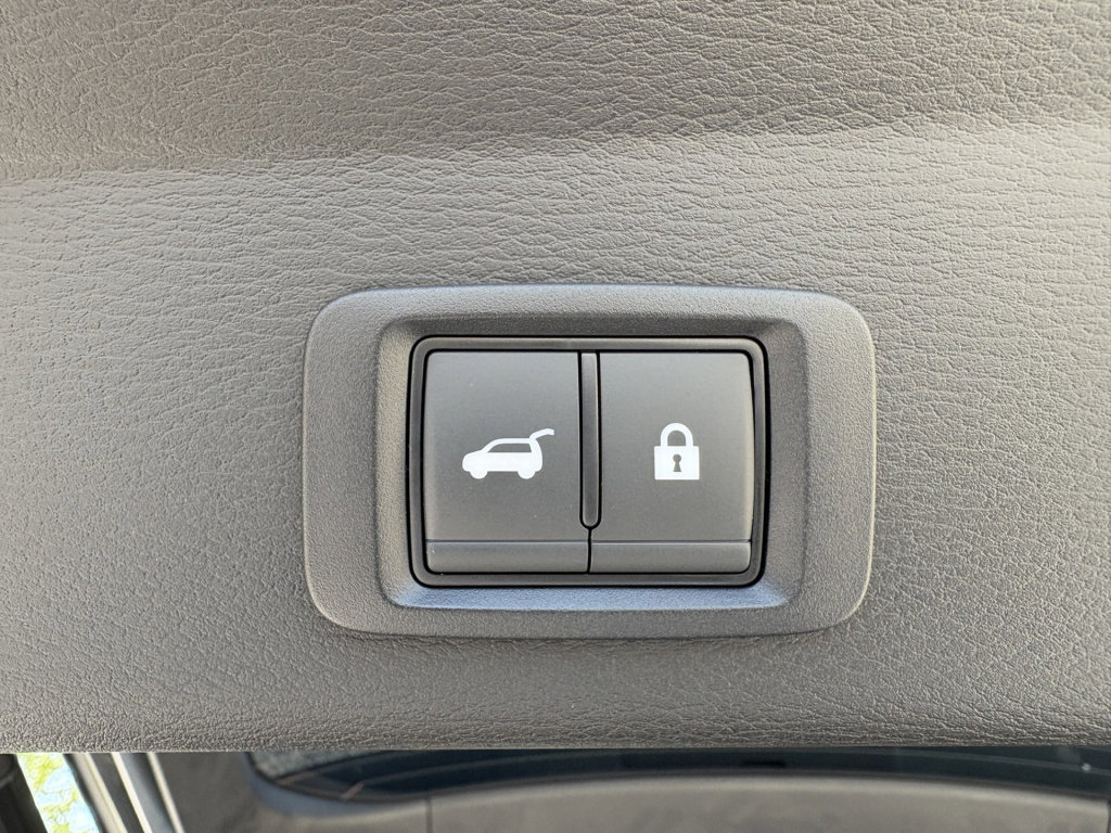 New 2026 Nissan Rogue Platinum AWD/4WD image 25
