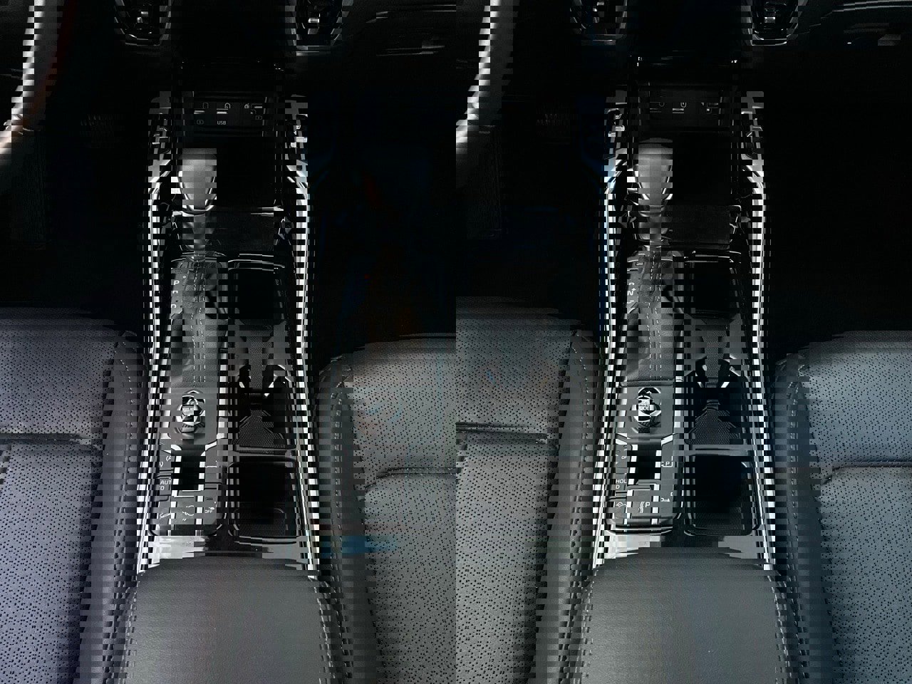 Used 2023 Kia Sorento SX image 16