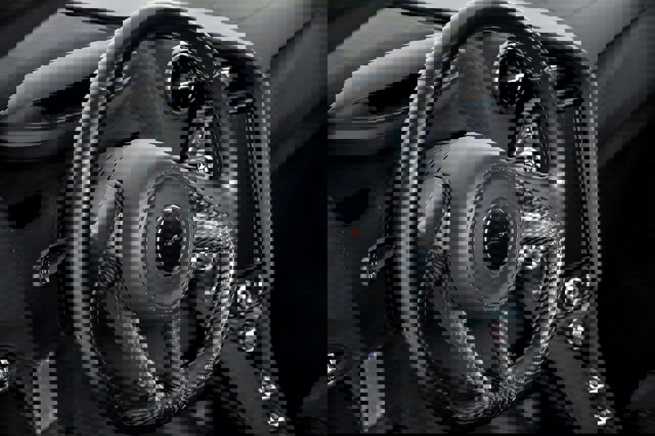 Used 2018 McLaren 720S Performance image 25