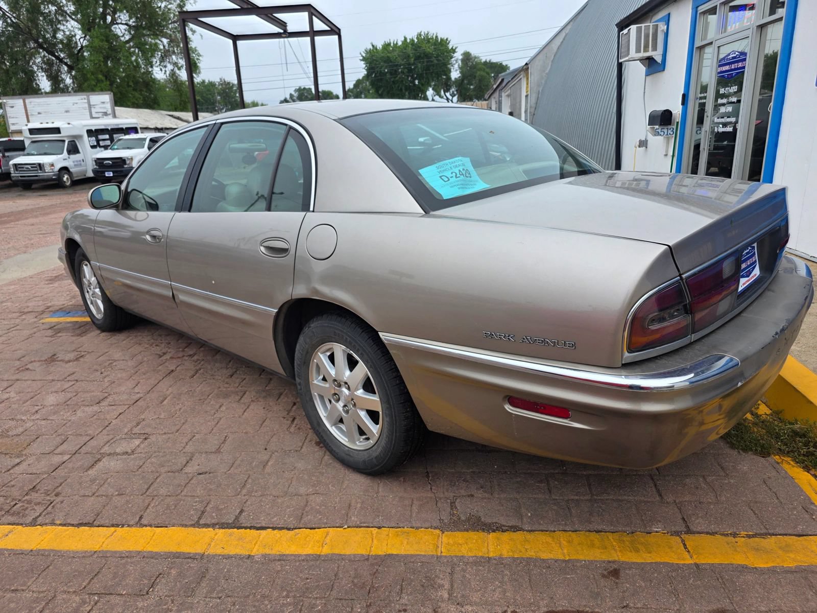 Used 2004 Buick Park Avenue FWD image 8