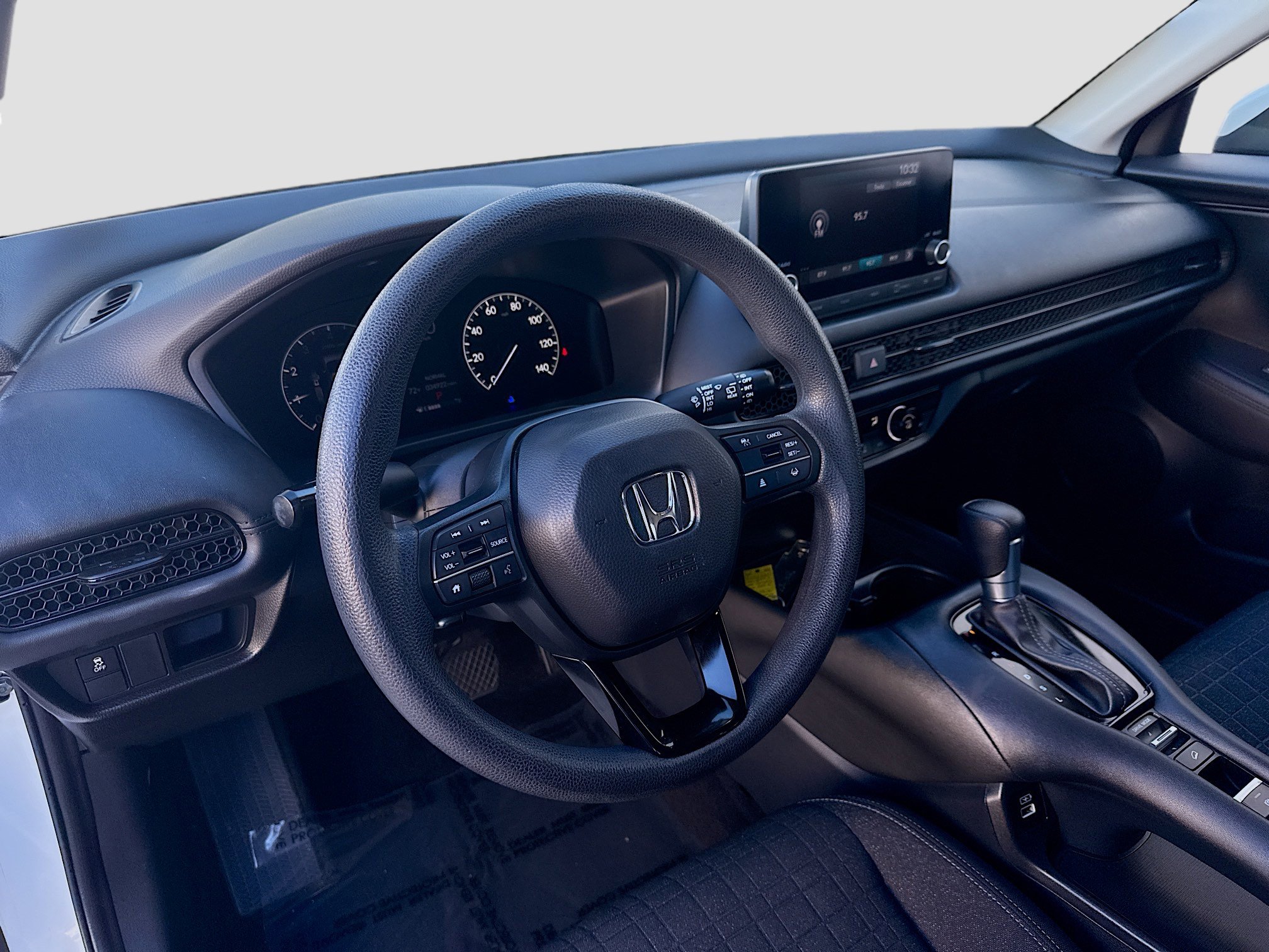 Certified 2023 Honda HR-V LX image 9