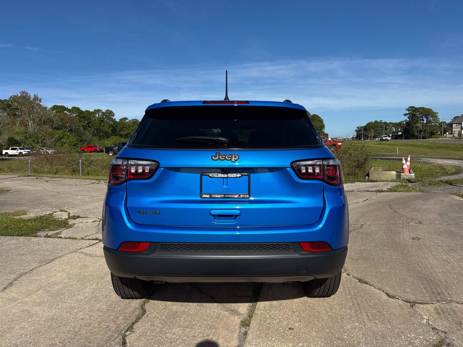 New 2026 Jeep Compass Latitude AWD/4WD image 4