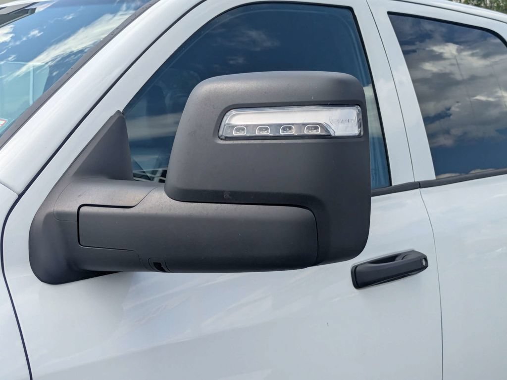 Used 2023 RAM 3500 Tradesman w/ Chrome Appearance Group AWD/4WD image 13