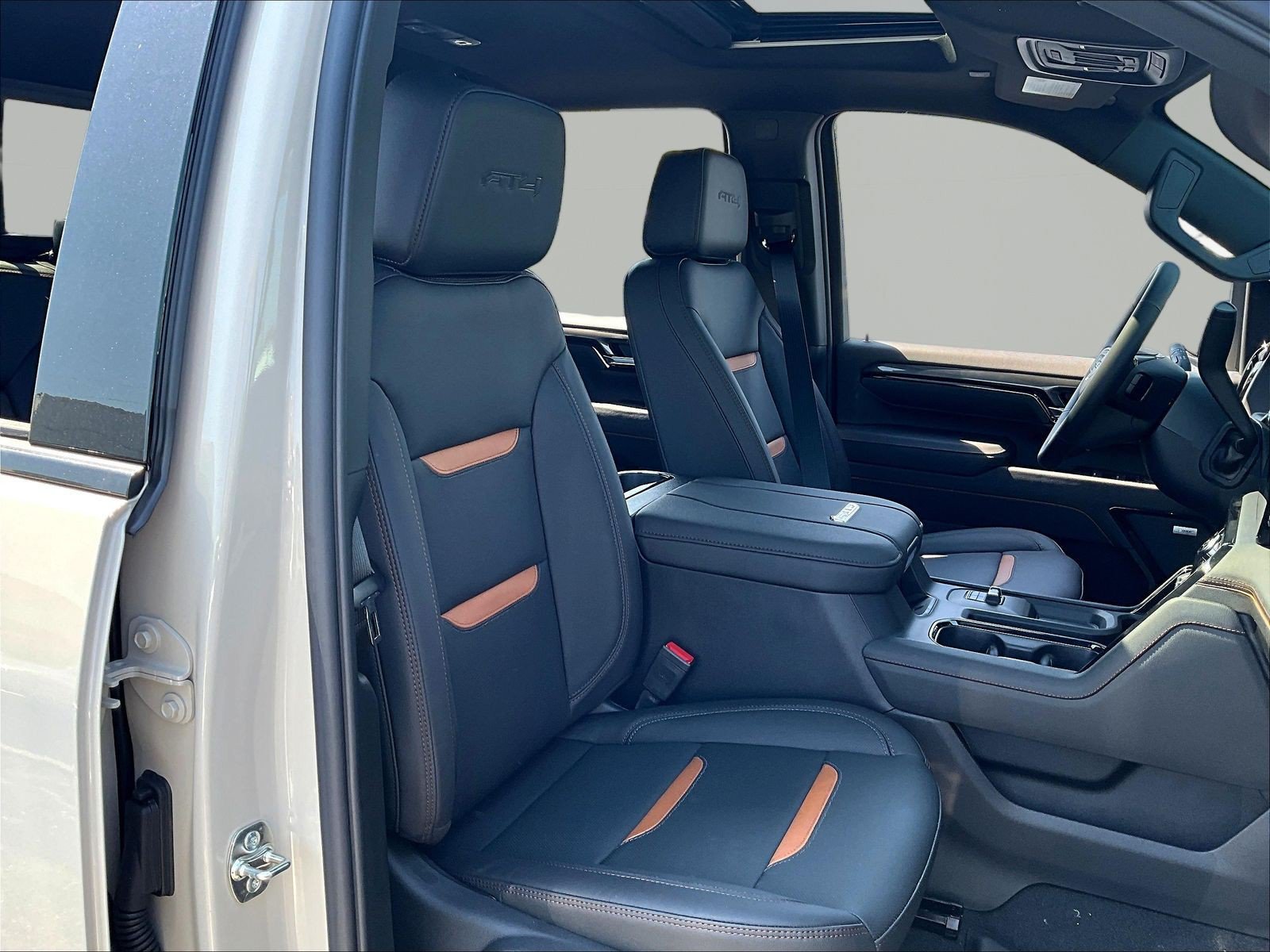 New 2026 GMC Sierra 2500 AT4 w/ AT4 Premium Plus Package AWD/4WD image 19