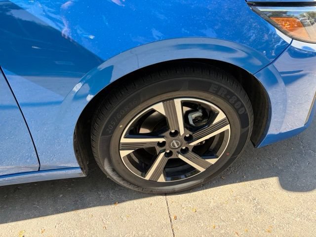 Used 2024 Nissan Sentra SV FWD image 14