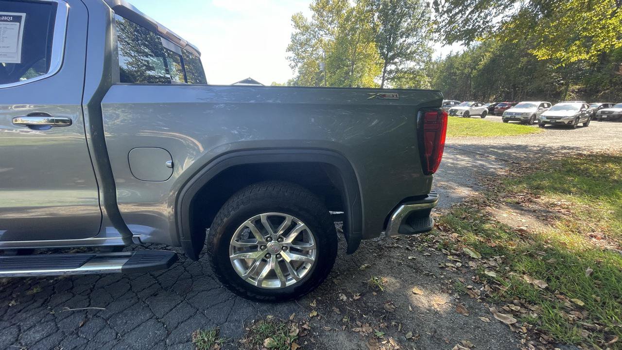 Used 2022 GMC Sierra 1500 SLT w/ SLT Premium Plus Package AWD/4WD image 5