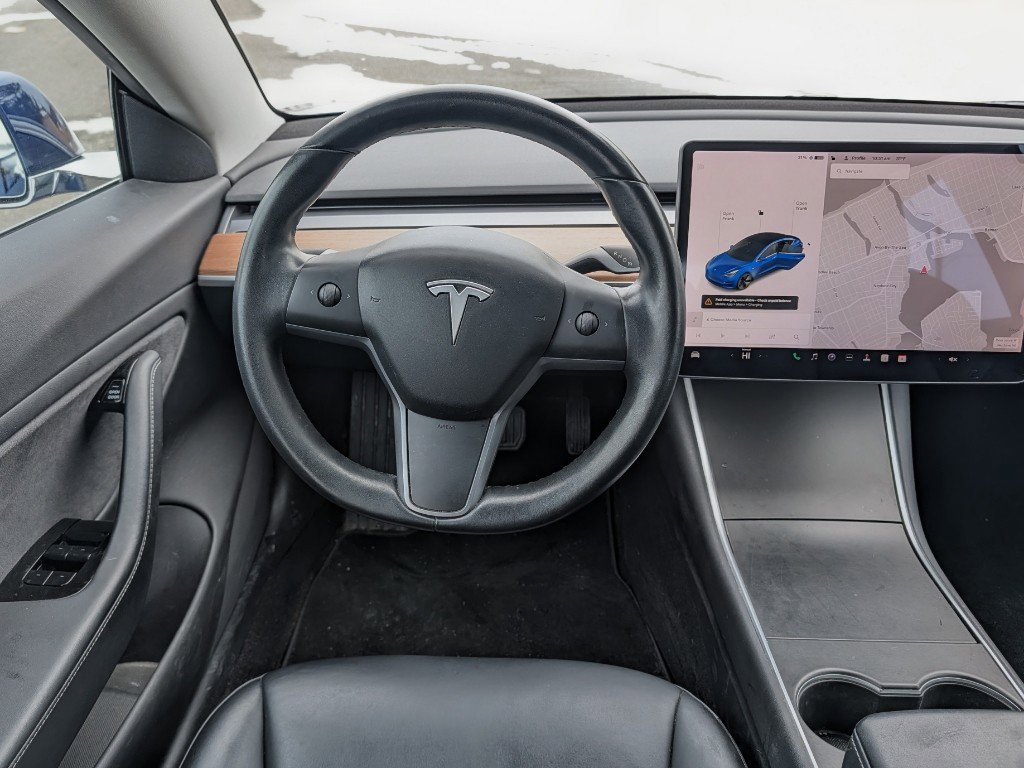 Used 2018 Tesla Model 3 Mid Range image 24