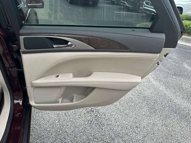 Used 2017 Lincoln MKZ Reserve FWD image 33