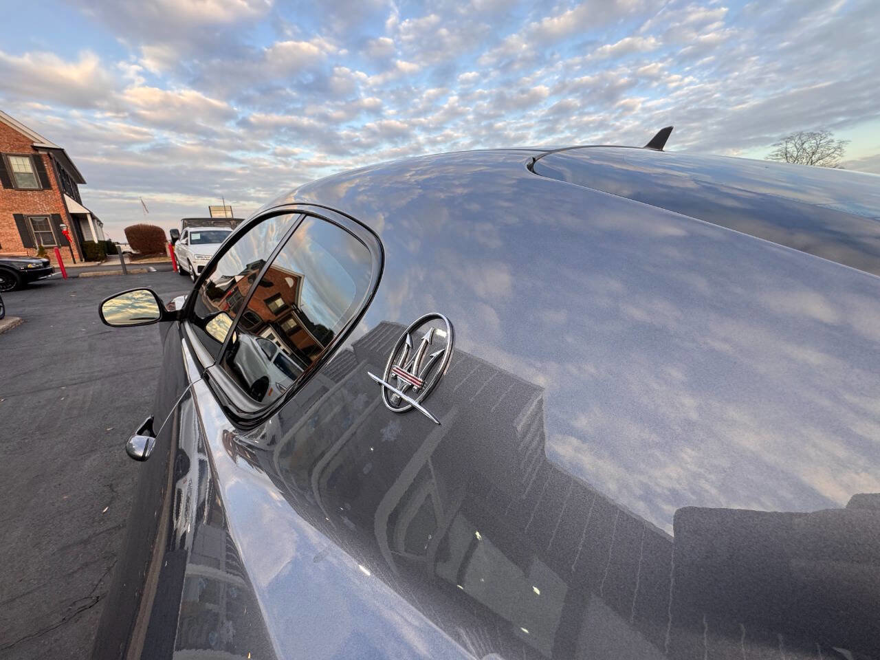 Used 2014 Maserati GranTurismo Sport image 31