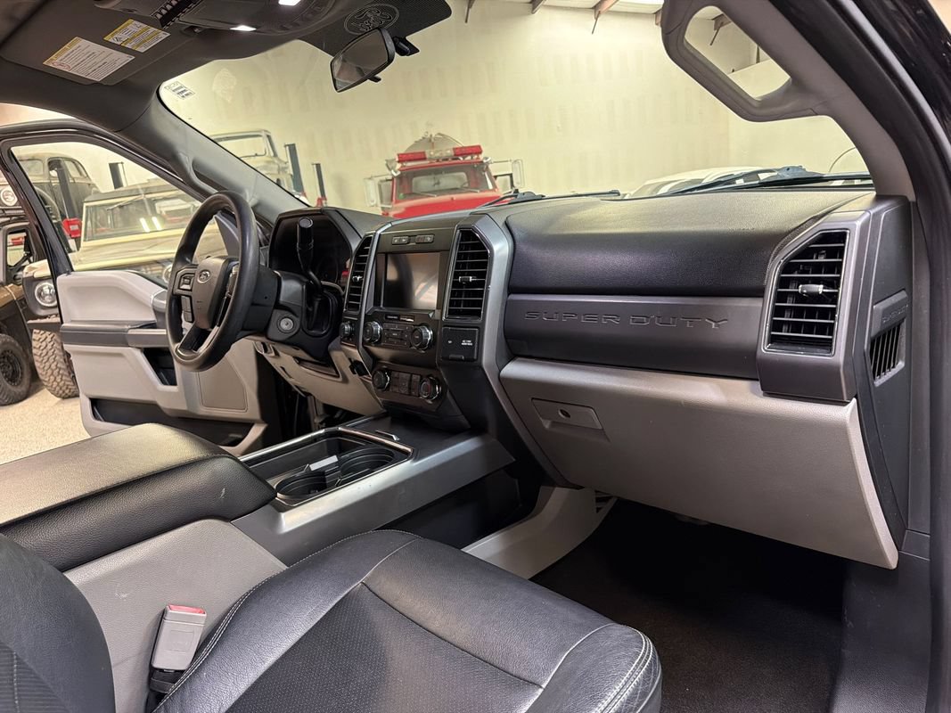 Used 2019 Ford F250 XLT w/ XLT Premium Package AWD/4WD image 37