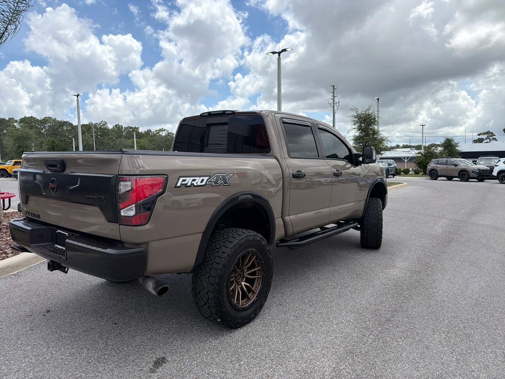Used 2020 Nissan Titan PRO-4X w/ Pro-4x Convenience Package AWD/4WD image 7