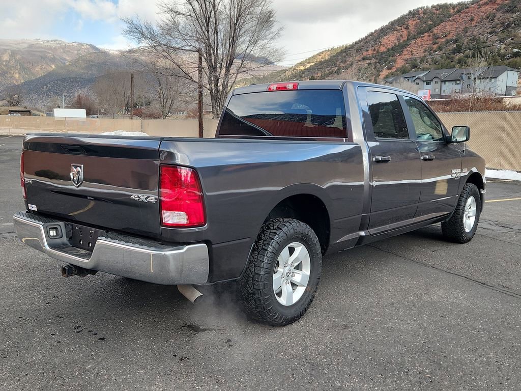 Used 2021 RAM 1500 Classic SLT image 3