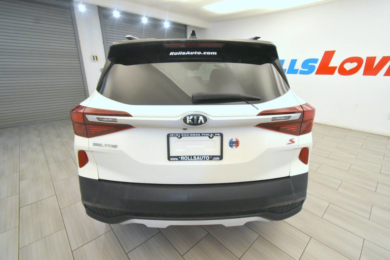 Used 2021 Kia Seltos S AWD/4WD image 4