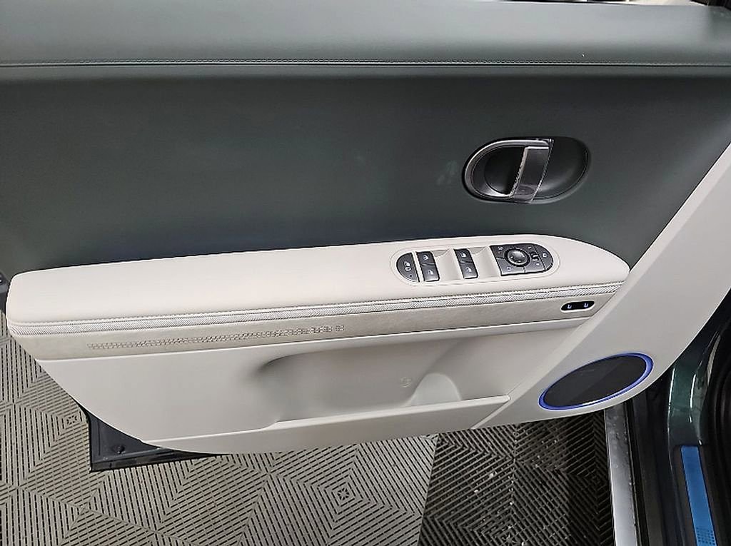 Used 2026 Hyundai Ioniq 5 Limited image 7