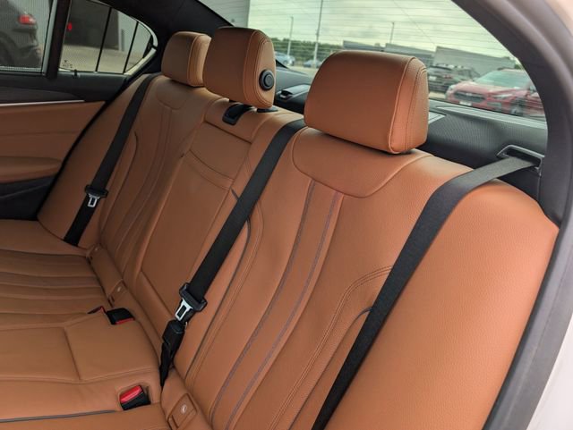 Used 2022 BMW 540i w/ Executive Package RWD image 28