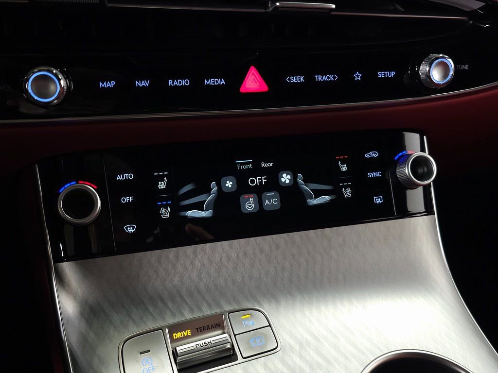 Used 2026 Genesis GV70 2.5T Sport Prestige image 25