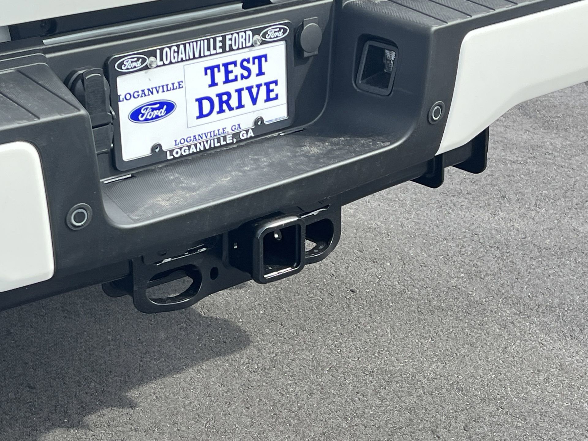 New 2026 Ford F350 Lariat w/ Black Appearance Package image 28