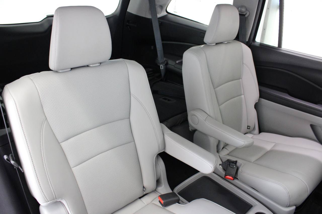 Used 2016 Honda Pilot Elite image 47