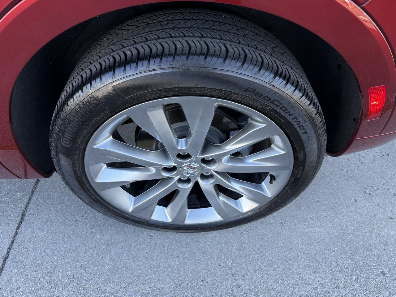 Used 2023 Buick Envision Avenir AWD/4WD image 51