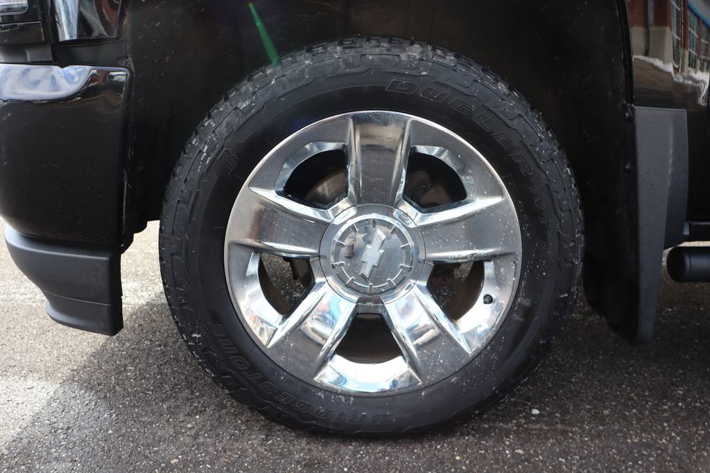 Used 2017 Chevrolet Silverado 1500 LTZ Z71 w/ LTZ Plus Package image 29