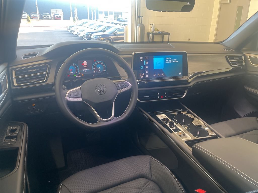 New 2026 Volkswagen Atlas Cross Sport SE AWD/4WD image 14