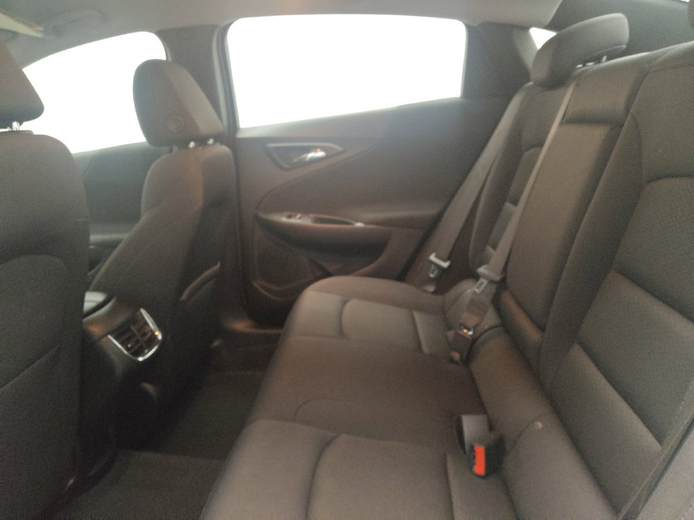 Used 2025 Chevrolet Malibu LT FWD image 18