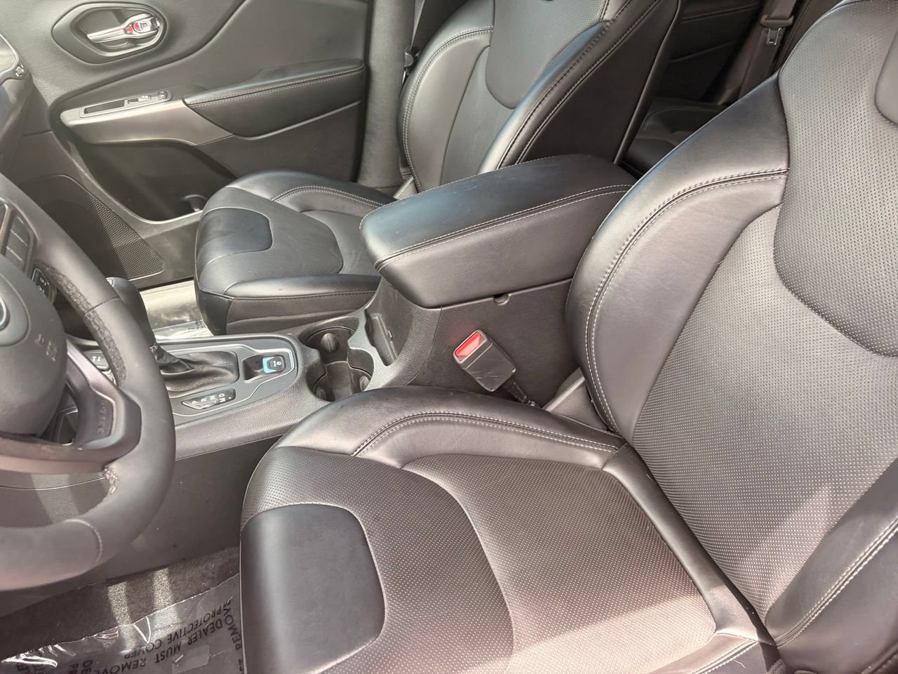 Used 2022 Jeep Cherokee Latitude Lux FWD image 19
