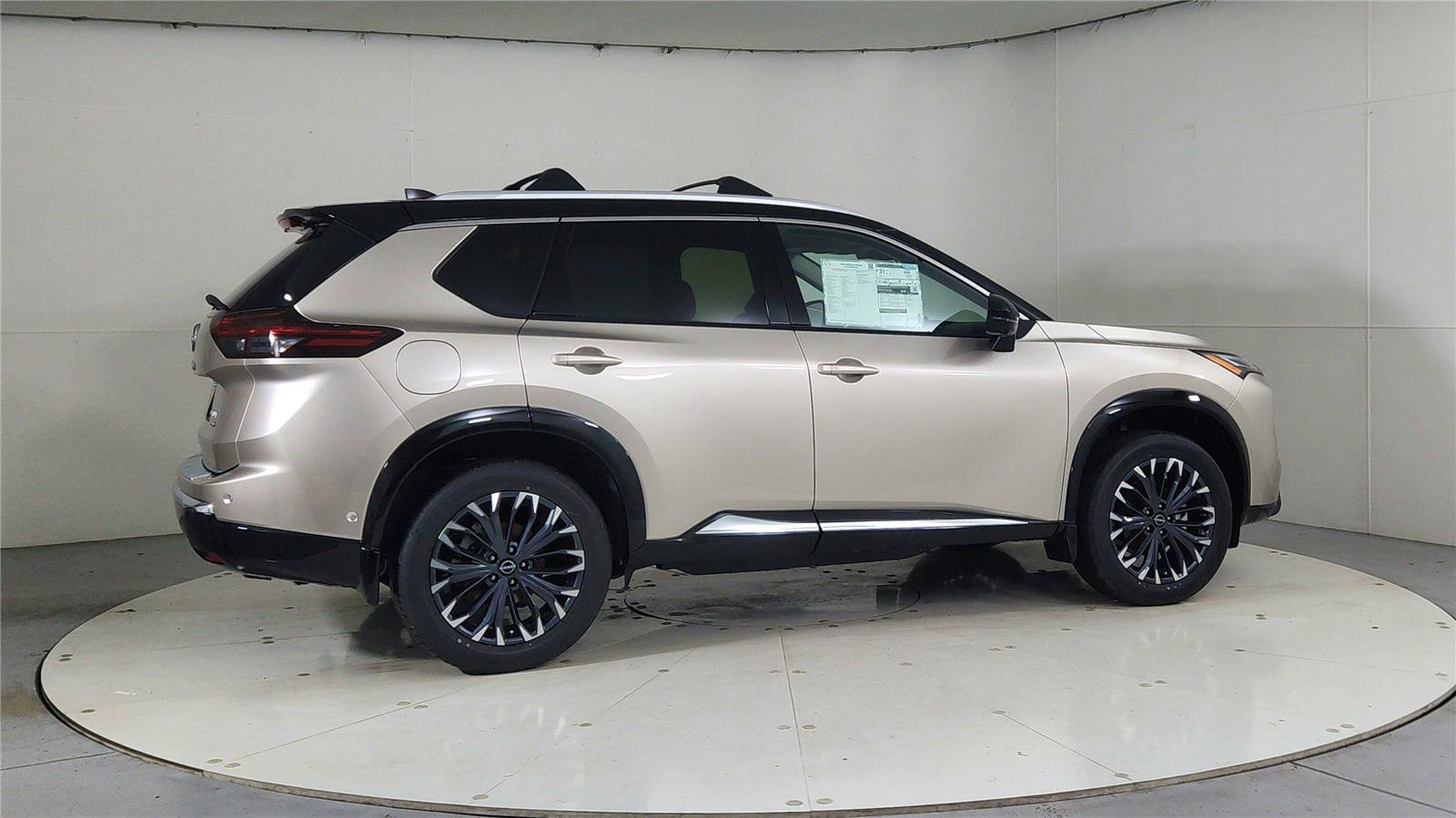 New 2026 Nissan Rogue Platinum w/ Platinum Premium Package image 7