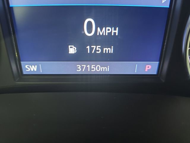 Used 2022 Buick Enclave Essence w/ LPO, Floor Liner Package image 16