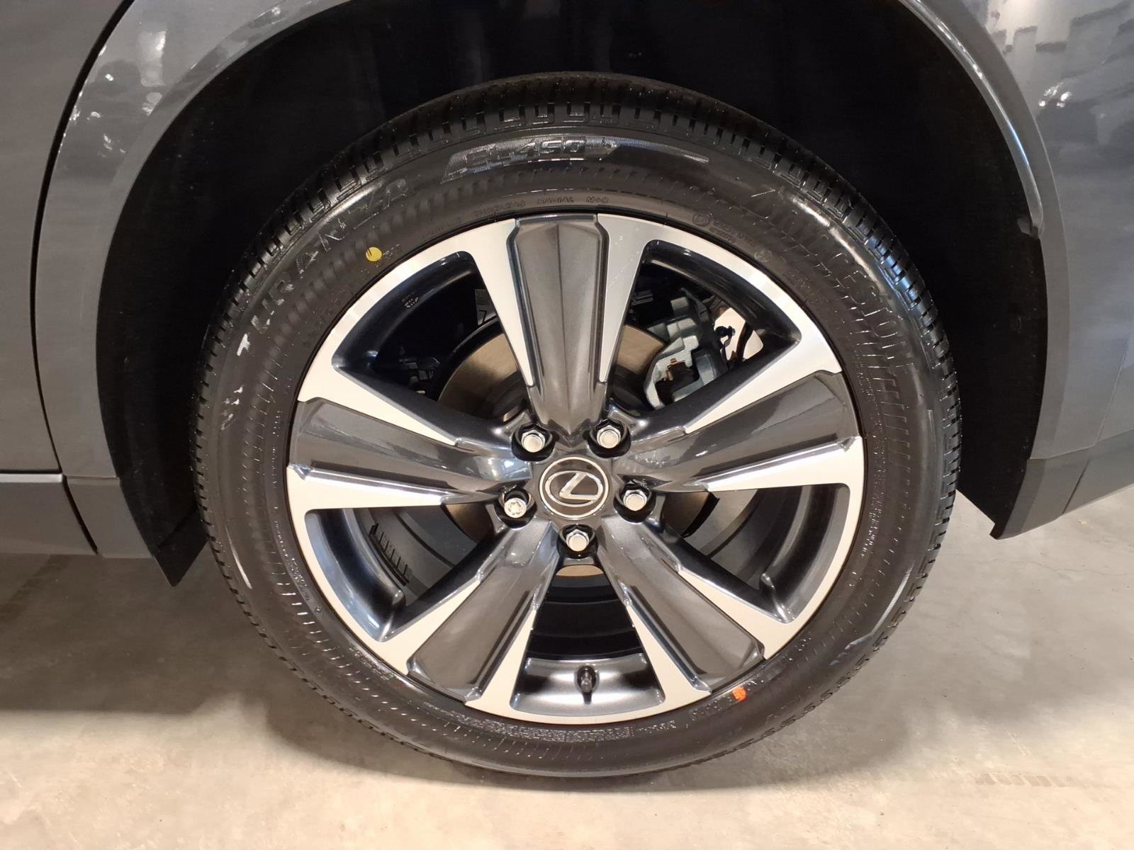 New 2026 Lexus UX 300h AWD image 15