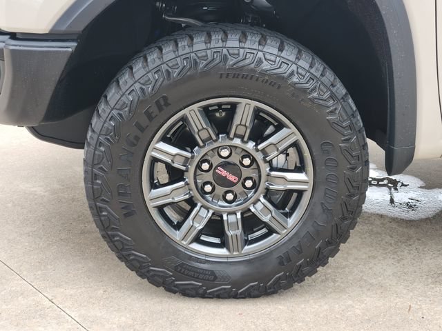Used 2026 GMC Sierra 1500 AT4X AWD/4WD image 18