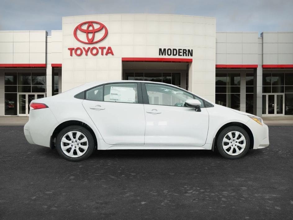 New 2027 Toyota Corolla LE FWD image 13
