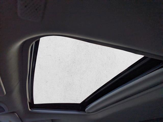 Used 2021 Toyota Sienna XLE image 16