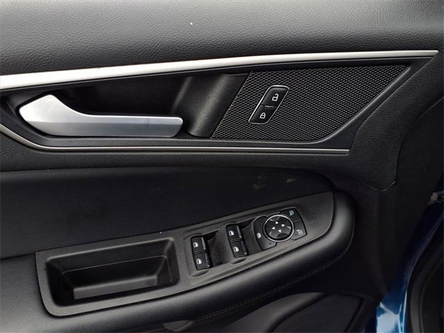 Used 2021 Ford Edge SEL w/ Convenience Package image 13