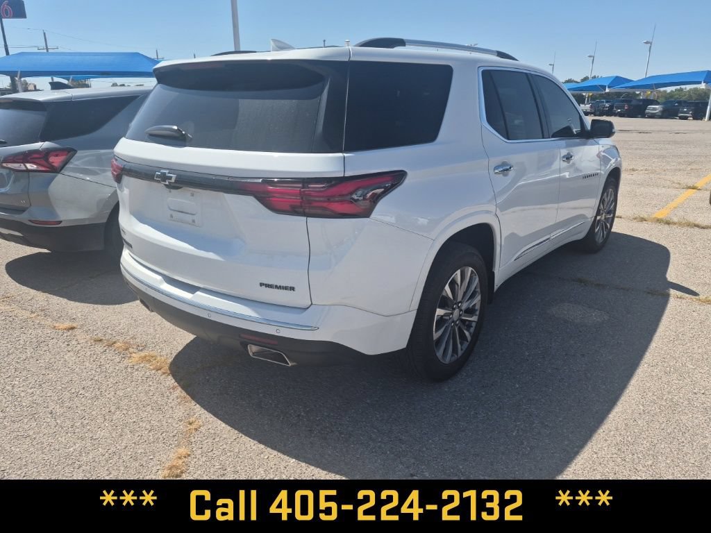 Used 2022 Chevrolet Traverse Premier w/ LPO, Blackout Package FWD image 20