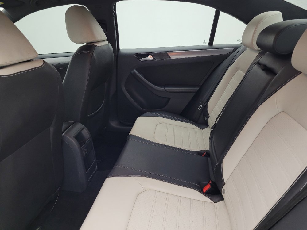 Used 2016 Volkswagen Jetta Sport w/ Lighting Package image 18