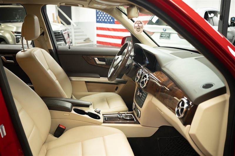 Used 2014 Mercedes-Benz GLK 350 4MATIC image 13