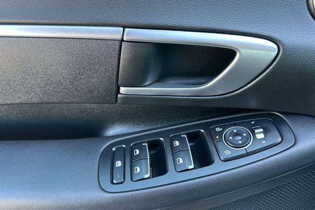 Certified 2026 Hyundai Sonata SE FWD image 11